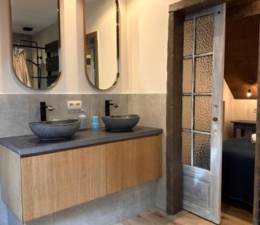 Vireux-Wallerand Casa | Tiny House dans les Bois Une Évasion Cozy pour Deux !