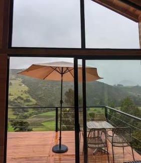 Guatavita Cabina | Tiny House de Madera con Vista Panoramica