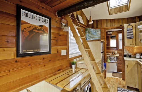 King Cabaña | Tiny House en el distrito de las artes de Alberta!