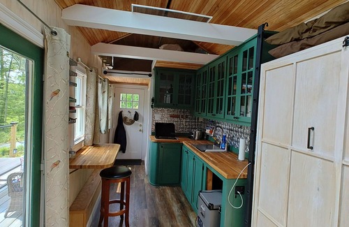Lower Waterford Cabaña | Tiny House Nature Retreat