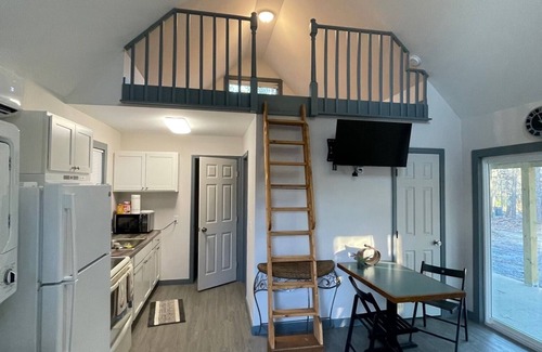 Dadeville Cabina | Tiny House (not on water front) near lake martin, and boat ramp