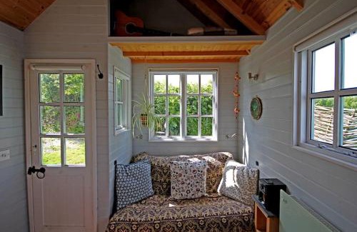 Gooseham Casa | Tiny House on isolated farm by the Cornish Coast