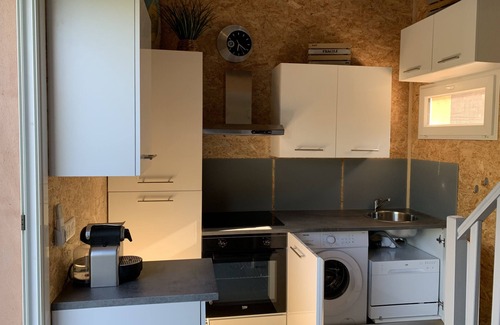 La Gaude Apartamento | Tiny House with indoor pool and bubble spa for year-round rental