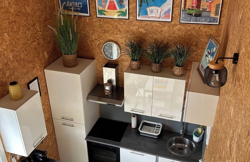 La Gaude Apartamento | Tiny House with indoor pool and bubble spa for year-round rental