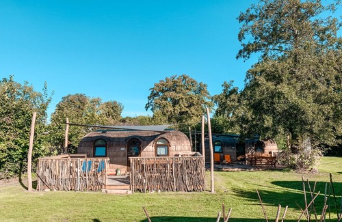 Belau Apartamento | Tiny Igloo Bilbo on Lake Belau