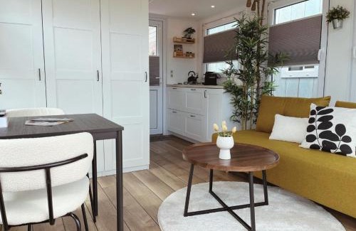 Zeewolde Alquiler De Eote | Tiny lake houses near the beach and centre by Weltevreden Experience