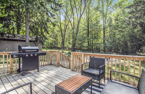 Harbert Cabaña | Tiny Sawyer Cottage Under the Pines