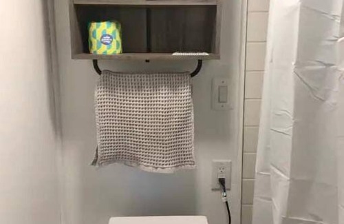 Cape Neddick Casa | Tinyhome in York, ME with hot tub + outdoor shower!