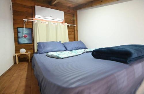 Ratones Casa | TinyHouse perto Jurerê In c A/C Fire TV 3