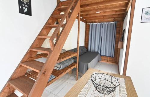 Ratones Casa | TinyHouse perto Jurerê In c A/C Fire TV 3