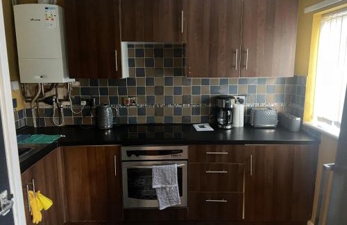 Tipton Apartamento | Tipton 2 Bedroomed long Stay Pad van or car free parking
