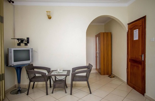 Muyenga Hotel | Tiptone Hotel