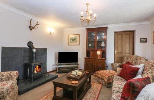 Dwyran Casa | Tir Mawr