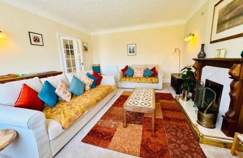 Trearddur Bay Casa | TIRNANT- 3 Bed - GROUND FLOOR ROOMS -DOG FRIENDLY