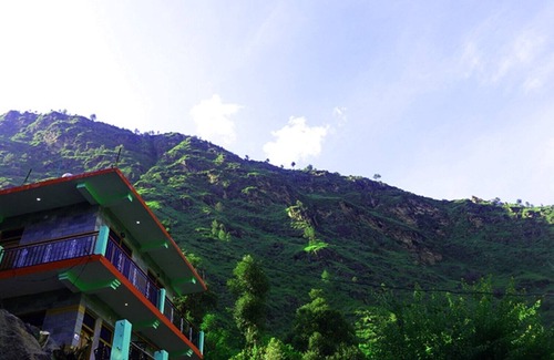 Gushaini Casa | TIRTHAN HILL TOP Habitación estándar A