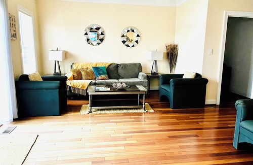 East Ocean View Casa | Tis The Season! It's Timeeee...