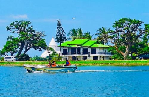 Yodakandiya Hotel | Tissa Yala Lake View Hotel