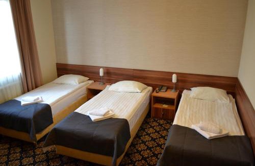 Bialystok Cama Y Desayuno | Titanic