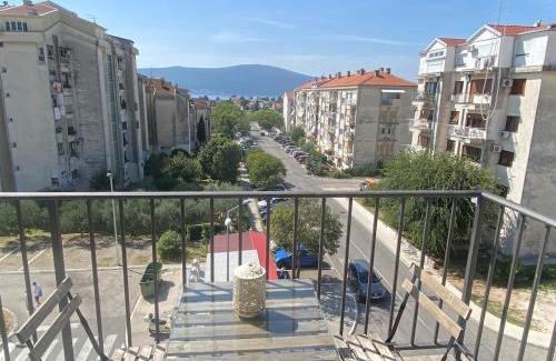 Tomicici Apartamento | Tivat apartman