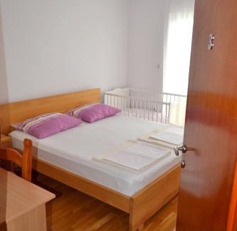 Tomicici Cama Y Desayuno | Tivat Apartments
