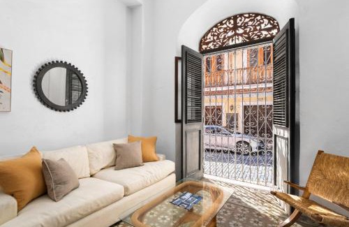 Old San Juan Casa | Tizol Historic Building 8br in Old San Juan