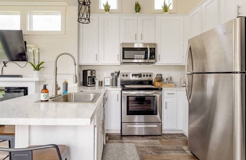 Mills River Casa | TL #6 Chessie · Chessie @ Acony Bell Tiny Home Village