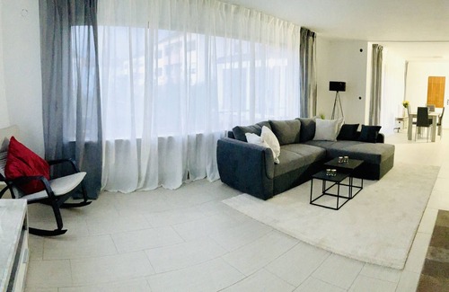 Kaiserslautern Apartamento | TLA /tlf Geräumiges Voll Ausgestattetes Apartment