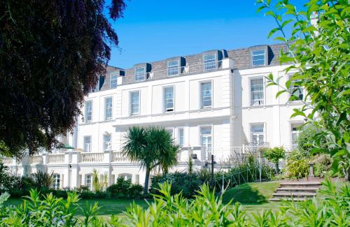 Torquay City Centre Hotel | TLH Toorak Hotel - TLH Leisure, Entertainment and Spa Resort