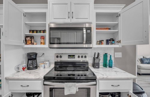 Bonner Springs Casa | To Legends! 3BD with 2.5 Bath House!