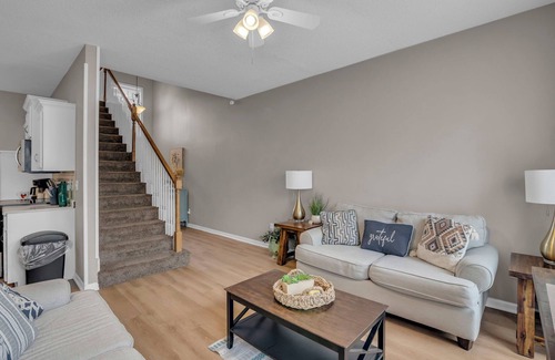 Bonner Springs Casa | To Legends! 3BD with 2.5 Bath House!