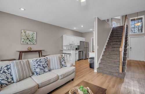 Bonner Springs Casa | To Legends! 3BD with 2.5 Bath House!
