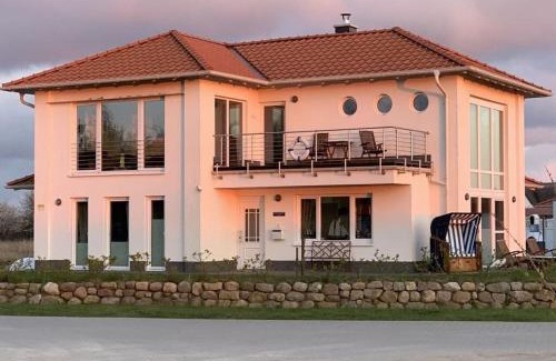 Trent Casa | To"n Lüchtfüer Comfortable holiday residence