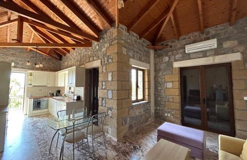 Stoupa Apartamento | To Petrino Condo