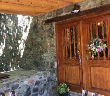 Politiko Apartamento | To Spiti tou Faliari