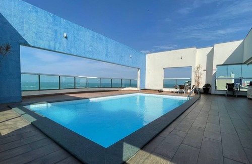 Vila Velha Alquiler De RV | To the sound of the sea Praia da Costa | Foot in the sand + Wi-fi 300Mb