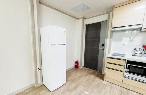 Pohang Casa | Tobang Red Clay Pension