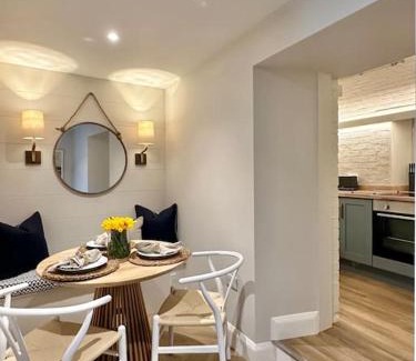 Aberaeron Apartamento | Tobias Apartment, 2 Bedroom, Aberaeron