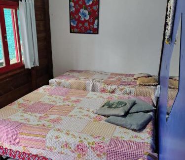 Rio Vermelho Norte Casa | Toca da Suzara Suíte 3 até 3 pessoas Piscina Rio e Mar num só lugar