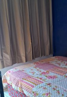 Rio Vermelho Norte Casa | Toca da Suzara Suíte 2 Piscina Rio e Mar num só lugar