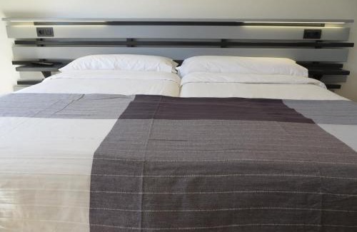 Elvina Casa | Toctoc Rooms