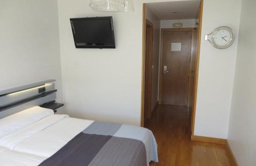 Elvina Casa | Toctoc Rooms