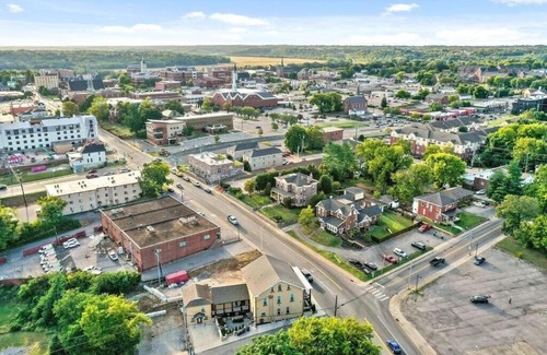 Clarksville Casa | Todd's Place in Downtown Clarksville (638 Madison St, #5)