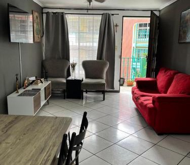 San Salvador Apartamento | Todo cerca Apartamento Familiar en el corazón de San Salvador