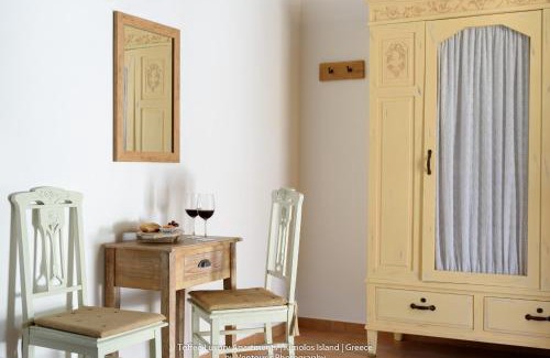 Psathi Casa | Toffee