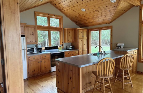 Sturgeon Bay Casa | Toft's Point West- waterfront cottage on 200 ft. of private shore