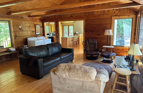 Sturgeon Bay Casa | Toft's Point West- waterfront cottage on 200 ft. of private shore