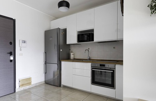 Milan Apartamento | Tognazzi 6 in Milan With 1 Bedrooms and 1 Bathrooms