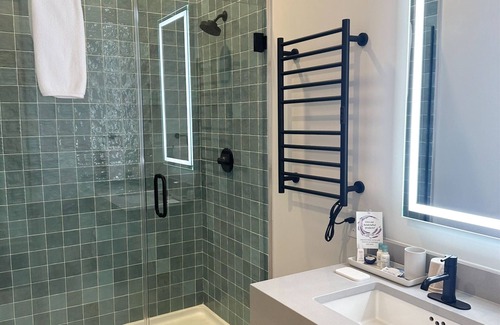 Cumming Apartamento | Suite Rosa