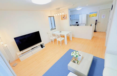 Kameari Casa | Tokyo4BR House 112 ㎡, Sleeps 11, Free Parking, 5min to Station, Disney Bus Nearby