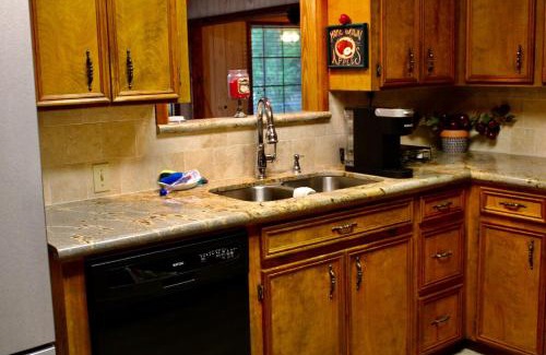 Hemphill Casa | Toledo Bend Home 1